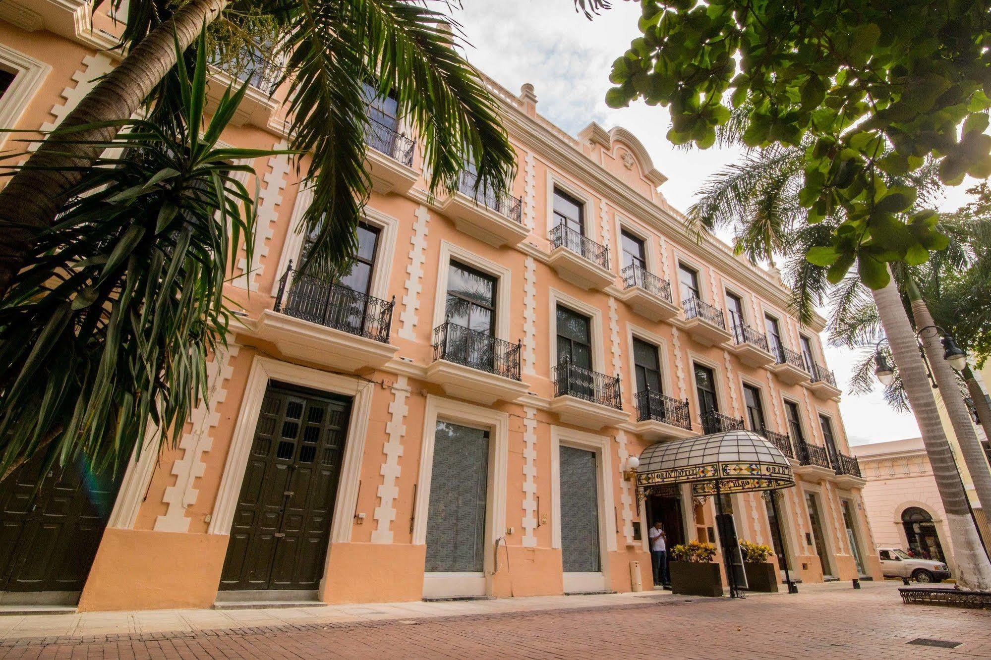 El Gran Hotel Mérida Exterior photo